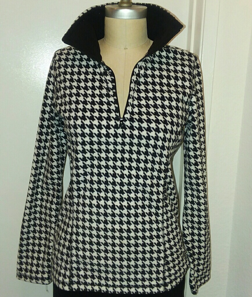 Old Navy Houndstooth Fleece Sweater SZ Small